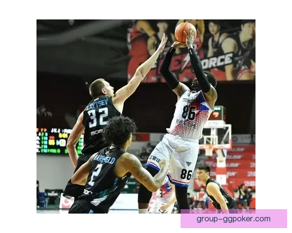 宿务俱乐部以4比2战胜加雷利联合 成功夺得关键胜利